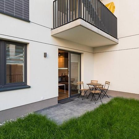 Cozy Apartment With Garden Prestigious Location Cracovie Extérieur photo