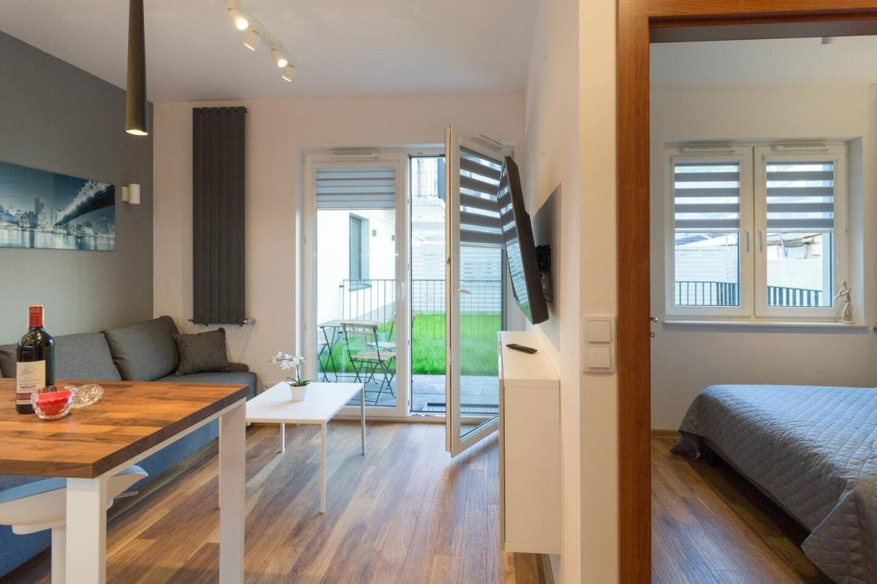 Cozy Apartment With Garden Prestigious Location Cracovie Extérieur photo
